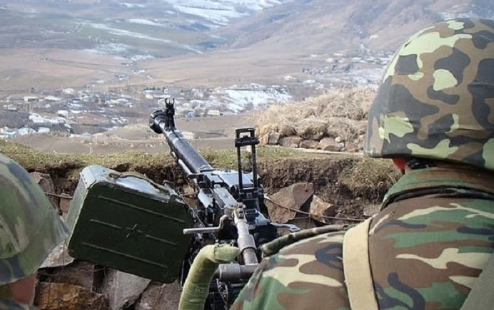 Оккупанты обстреливают села азербайджанских районов