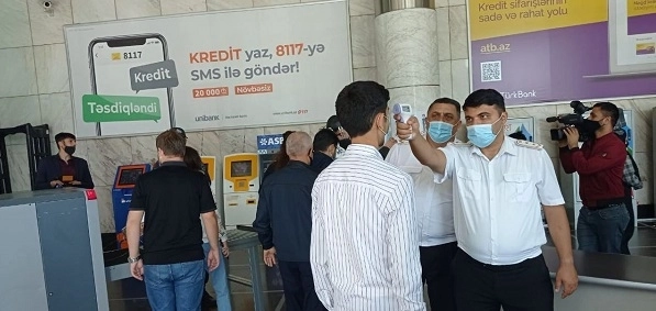 В бакинском метро усилены дезинфекционные работы