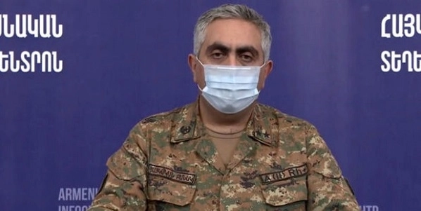 Арцрун Ованнисян обратился к бегущим из Карабаха армянским военным: Будьте мужчинами, женщины и те воюют