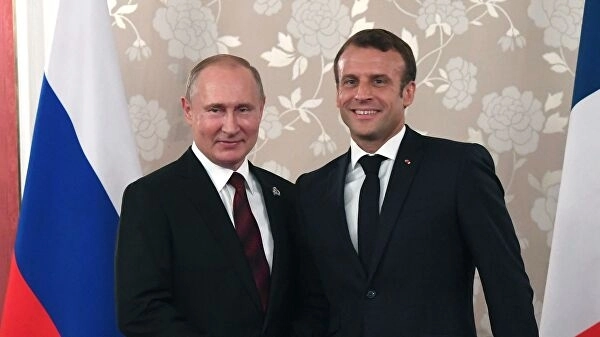 Путин и Макрон обсудили Карабахский конфликт