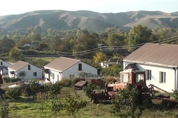 Минобороны распространило видео освобожденного от оккупации села Ханлыг Губадлинского района - ВИДЕО