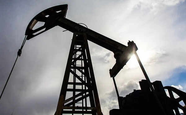 Мировые цены на нефть продолжают снижаться