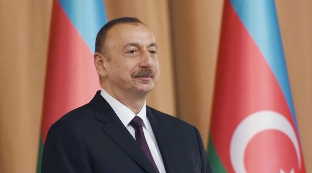 Ильхам Алиев поздравил турецкий народ с Днем Республики
