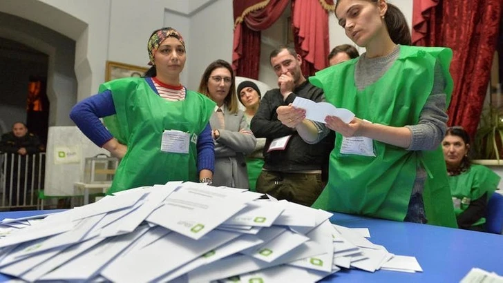 В Грузии завершились парламентские выборы: лидирует правящая партия