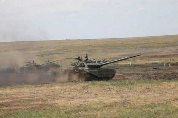 Российские танки после Карабаха признали уязвимыми