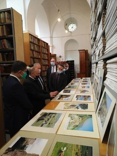 Media.az - Новости Азербайджана - Французские депутаты побывали в армянской церкви в Баку – ФОТО