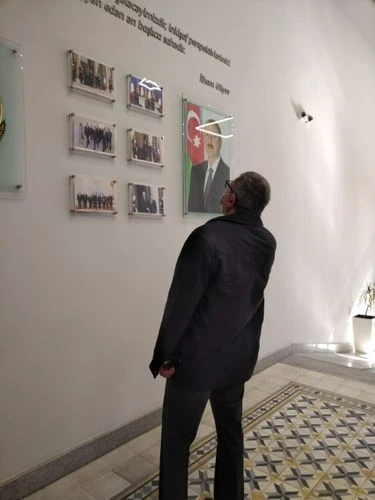 Media.az - Новости Азербайджана - Французские депутаты побывали в армянской церкви в Баку – ФОТО