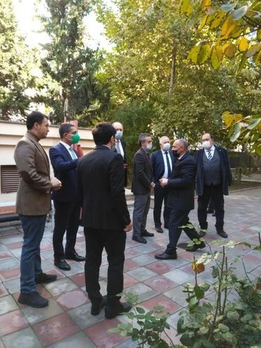 Media.az - Новости Азербайджана - Французские депутаты побывали в армянской церкви в Баку – ФОТО