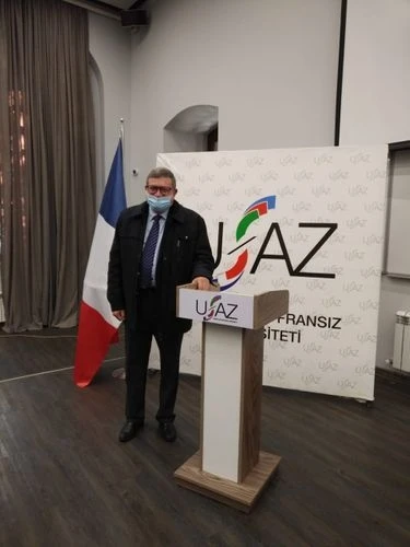 Media.az - Новости Азербайджана - Французские депутаты побывали в армянской церкви в Баку – ФОТО