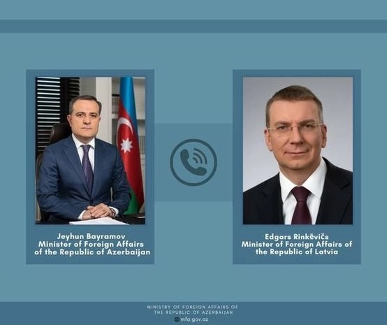 Главы МИД Азербайджана и Латвии провели телефонный разговор