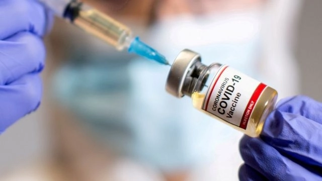 В США объявили, когда начнется вакцинация от COVID-19 в стране