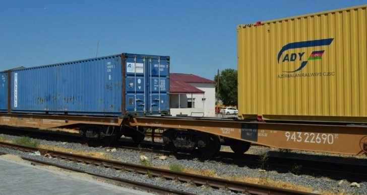 Железной дорогой БТК перевезен 15-тысячный контейнер