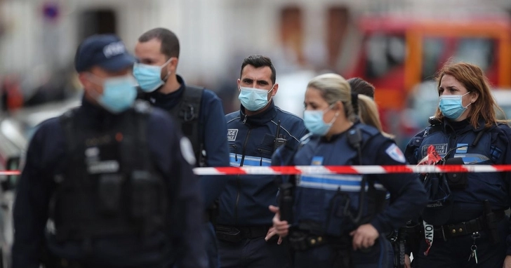 Глава предприятия во Франции, взявший в заложники жену, убил ее и покончил с собой – ВИДЕО/ОБНОВЛЕНО