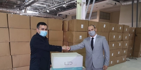 В Азербайджан доставлена очередная партия гуманитарной помощи из Израиля - ФОТО
