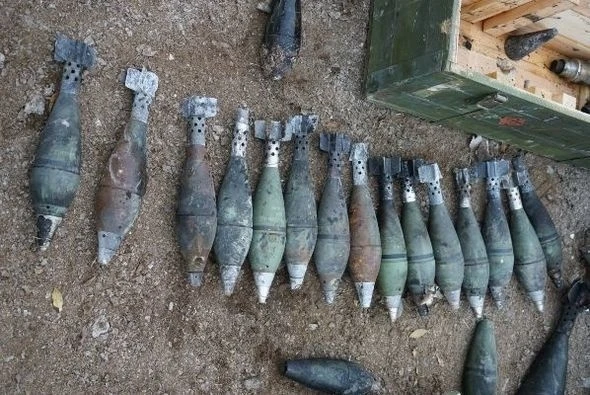 В Агдаме обнаружены неразорвавшиеся снаряды - ФОТО
