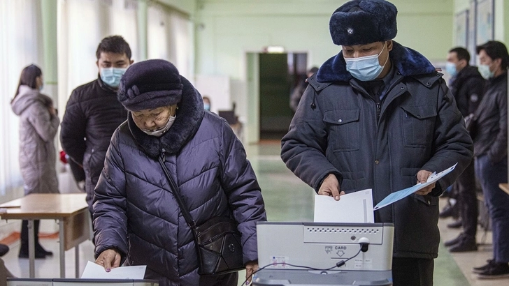 В Кыргызстане референдум по выбору формы правления признали состоявшимся