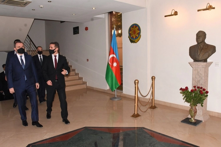 Джейхун Байрамов посетил посольство Азербайджана в Пакистане – ФОТО