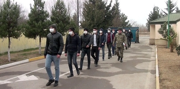 Минобороны Азербайджана: Проводится прием молодых солдат в учебные воинские части - ФОТО/ВИДЕО