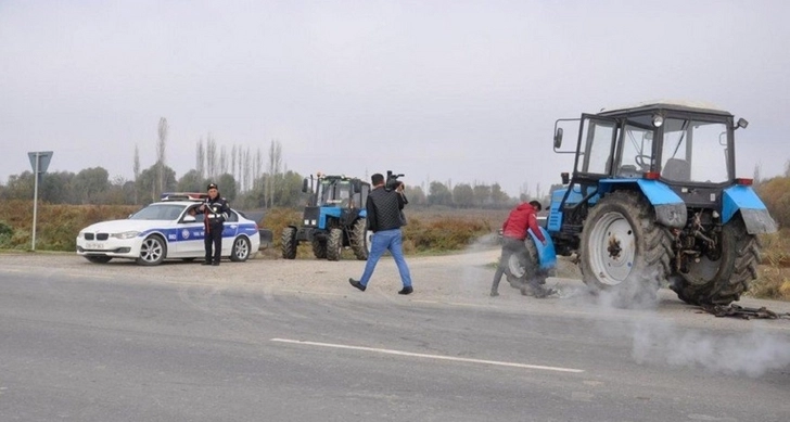 Водитель трактора скончался после столкновения с грузовиком в Агджабеди