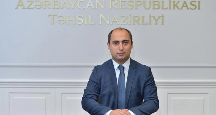 Министр образования Азербайджана объяснил решение о проведении занятий в школах три раза в неделю