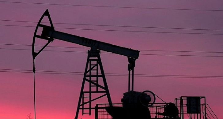 Цены на нефть снижаются на фоне ситуации с COVID-19