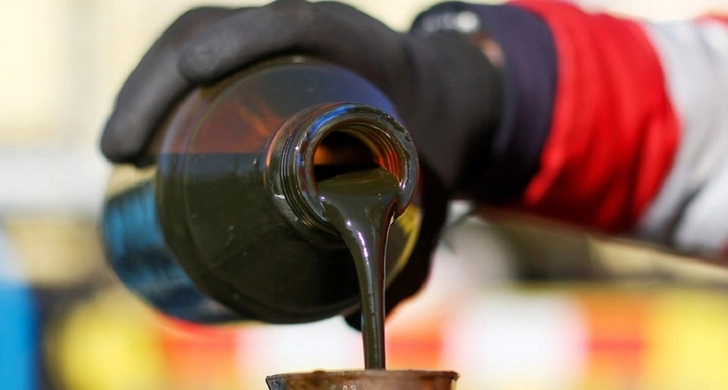 Нефть Azeri Light торгуется в районе 56 долларов за баррель
