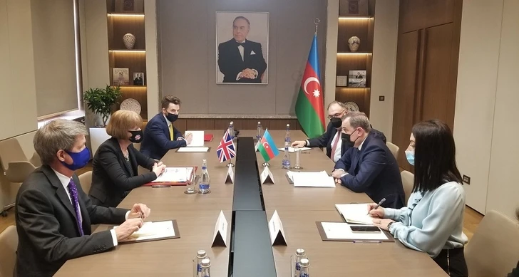Глава МИД Азербайджана встретился с британским министром - ФОТО/ОБНОВЛЕНО