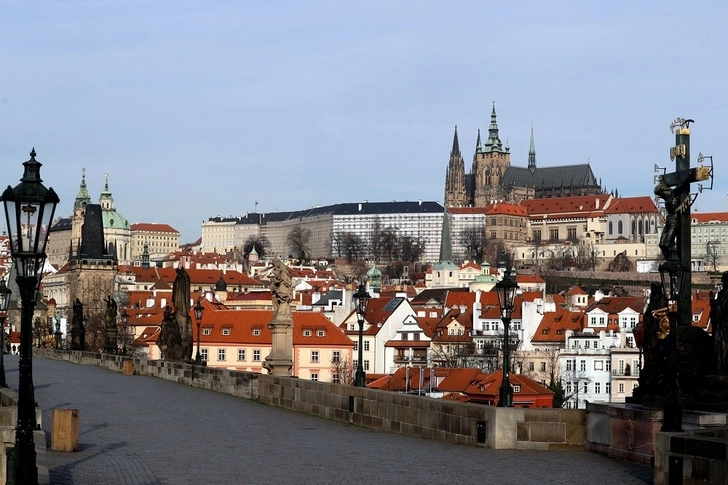 В Чехии зафиксирована максимальная за 10 лет смертность на фоне пандемии