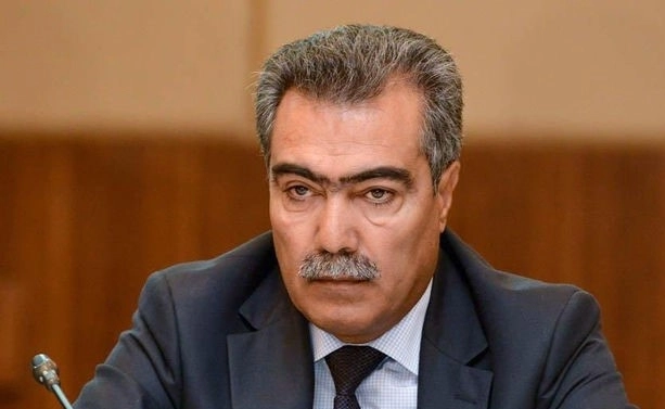 Вугар Сафарли отстранен от должности в ПЕА