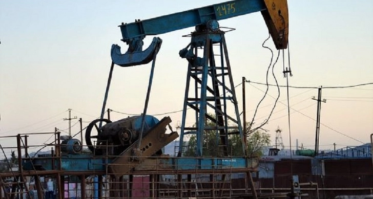 Цена нефти Azeri Light пробила отметку в 64 доллара за баррель