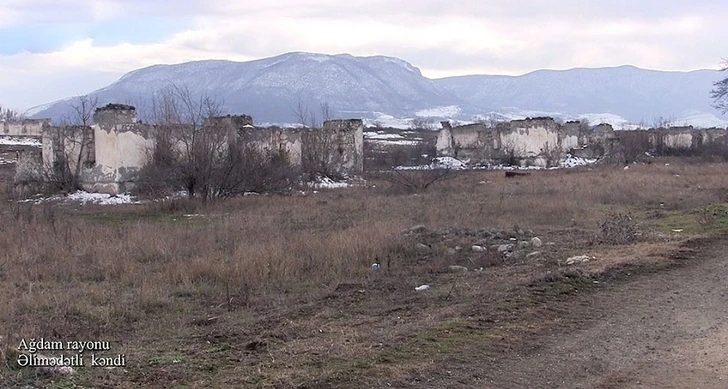Минобороны Азербайджана показало село Алимедетли Агдамского района, освобожденного от оккупации - ВИДЕО