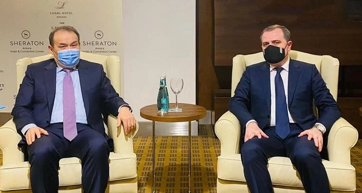 Джейхун Байрамов провел встречу с генсеком Тюркского совета в Анкаре