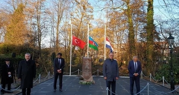 В Гааге установлен монумент в память о жертвах Ходжалы - ФОТО