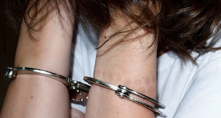 В Агдашском районе Азербайджана арестована подозреваемая в убийстве брата