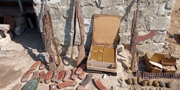 В Ходжавенде обнаружены боеприпасы, брошенные армянской армией при бегстве - ФОТО