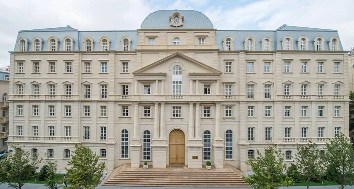Минфин Азербайджана разместит на бирже процентные гособлигации на 20 млн манатов