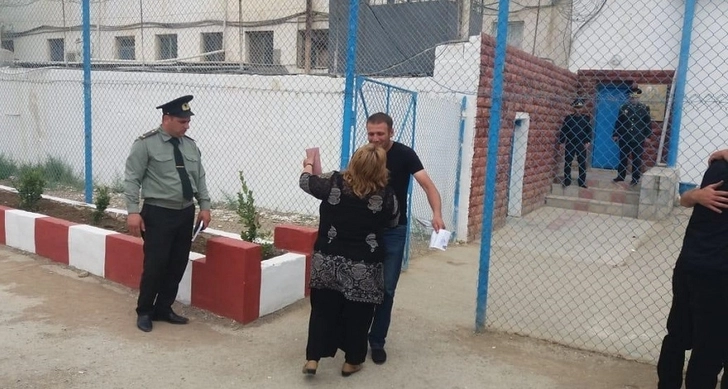 В Азербайджане обнародовано число помилованных заключенных