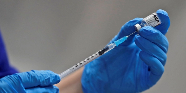 Число вакцинированных от коронавируса в Азербайджане превысило полмиллиона человек