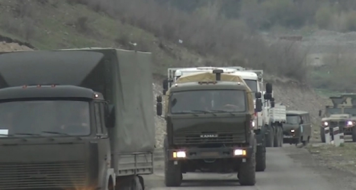 Российские миротворцы обеспечили доставку 80 тонн груза в Кельбаджарский район Азербайджана