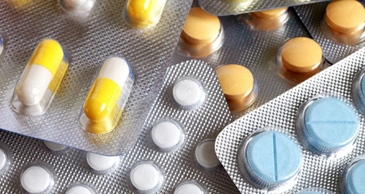 Главный терапевт Азербайджана рассказал, чем опасна передозировка антибиотиками для пациентов с COVID-19