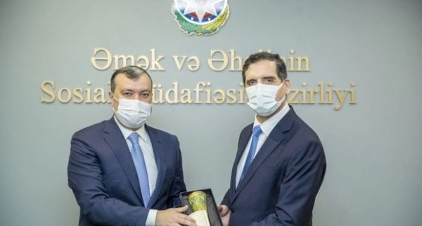 Сахиль Бабаев встретился с послом Турции в Азербайджане