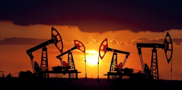 Стоимость азербайджанской нефти превысила 66 долларов за баррель