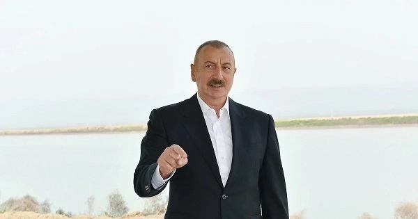 Ильхам Алиев дал интервью Азербайджанскому телевидению - ВИДЕО