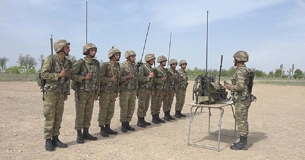 Проведены тактико-специальные занятия с подразделениями связи войск Нахчыванского гарнизона - ФОТО/ВИДЕО