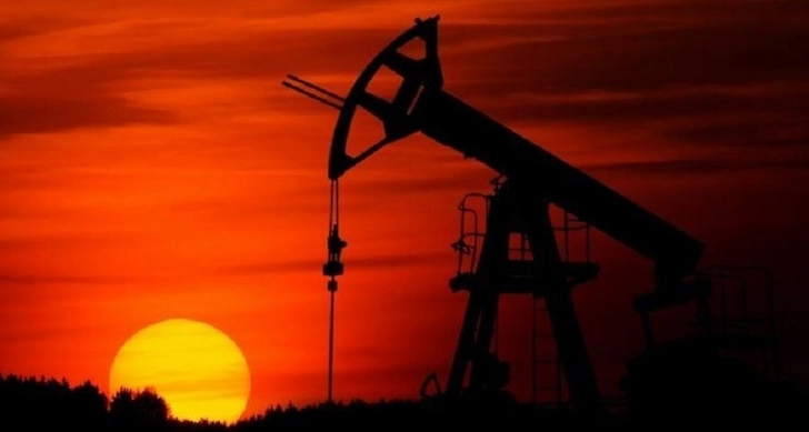 Нефть дешевеет на сомнениях в восстановлении спроса на нее