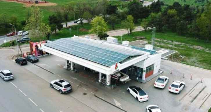 SOCAR устанавливает солнечные панели на АЗС в Грузии - ФОТО