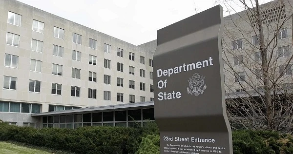 Госдеп опроверг сообщения о договоренности об обмене заключенными между США и Ираном