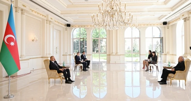 Президент Азербайджана принял верительные грамоты новоназначенного посла Сербии - ФОТО/ВИДЕО/ОБНОВЛЕНО