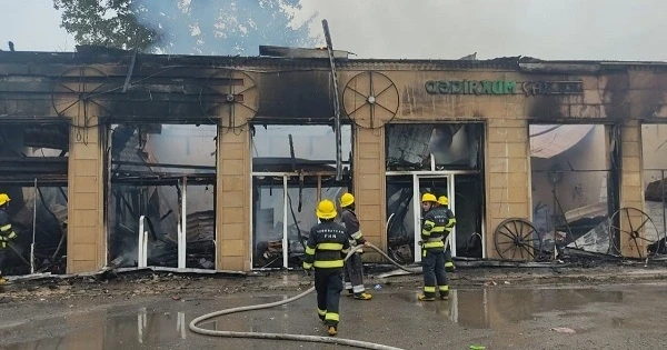 Пожар в Барде нанес ущерб 10 объектам - ФОТО/ВИДЕО