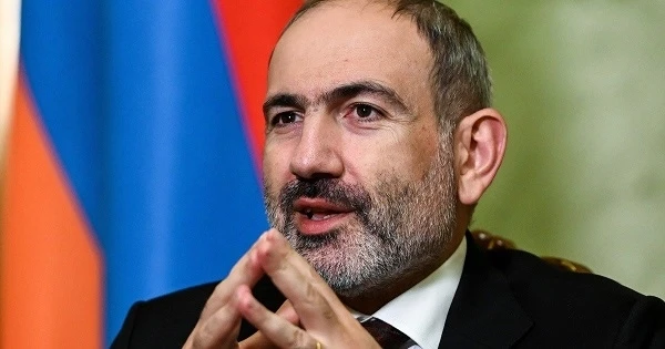 Армянские СМИ: Власти РА подкупают военных новыми должностями